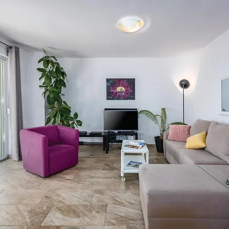 Two-bedroom In בית נופש *