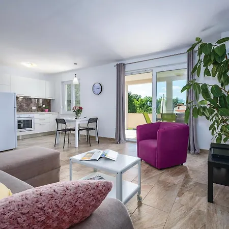 Two-bedroom In בית נופש Rakotule